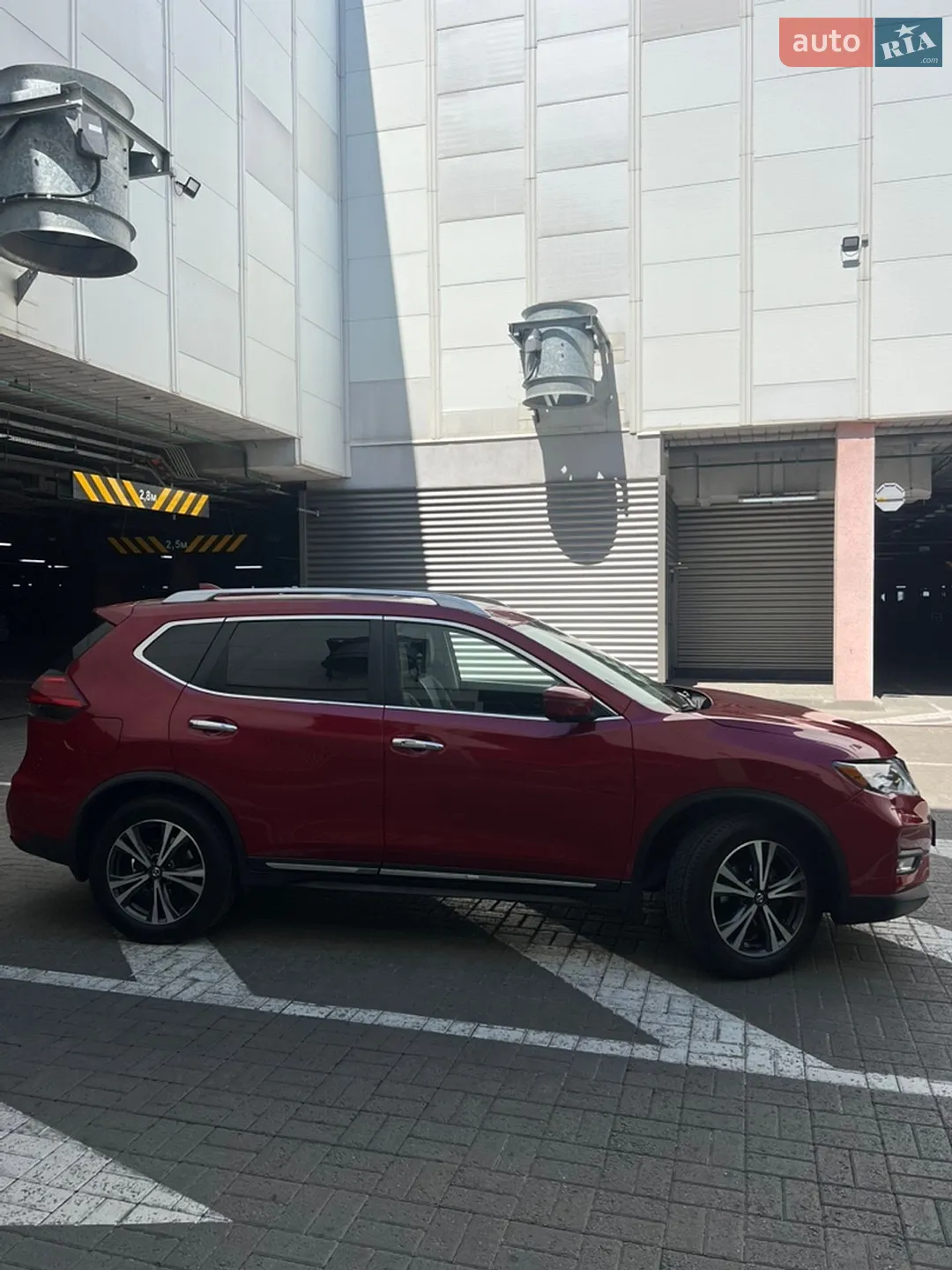 2017 Nissan Rogue - мініатюра 9