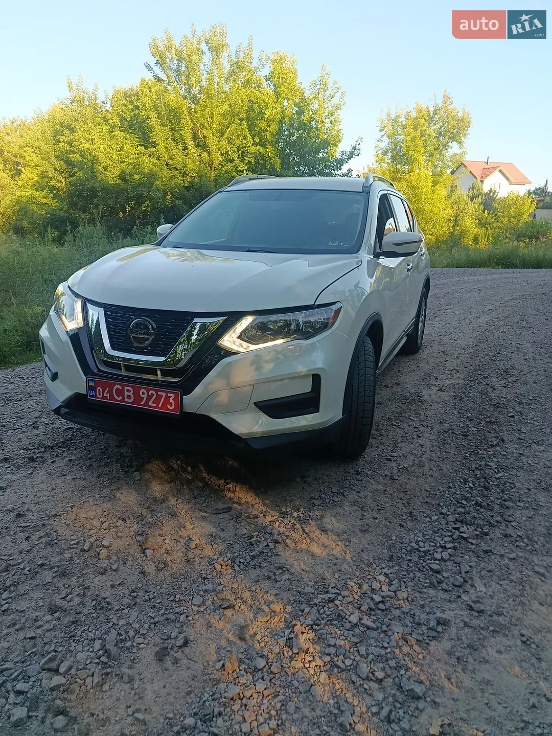 2018 Nissan Rogue - мініатюра 2