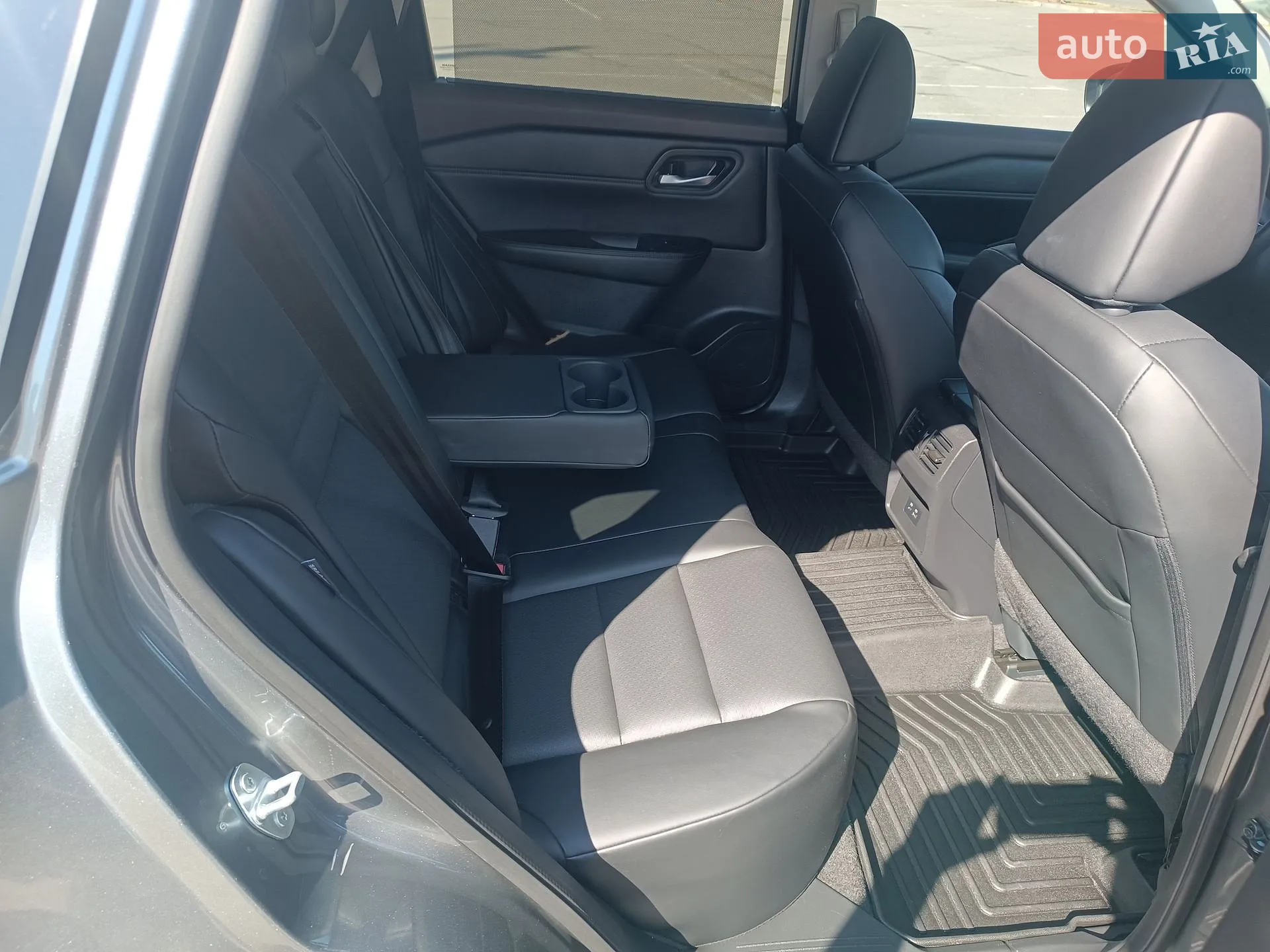 2023 Nissan Rogue - мініатюра 16