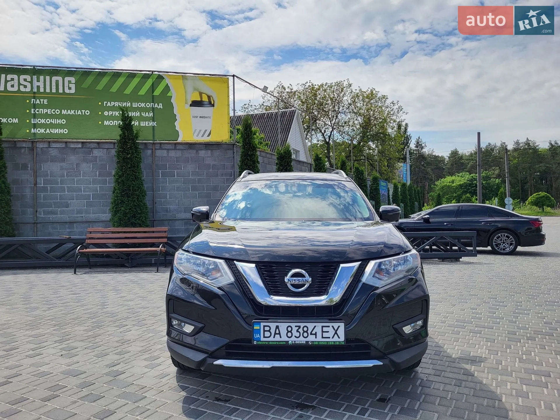 2017 Nissan Rogue - мініатюра 2