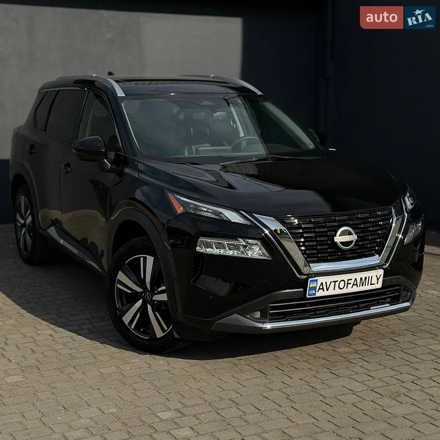 2023 Nissan Rogue - мініатюра 2