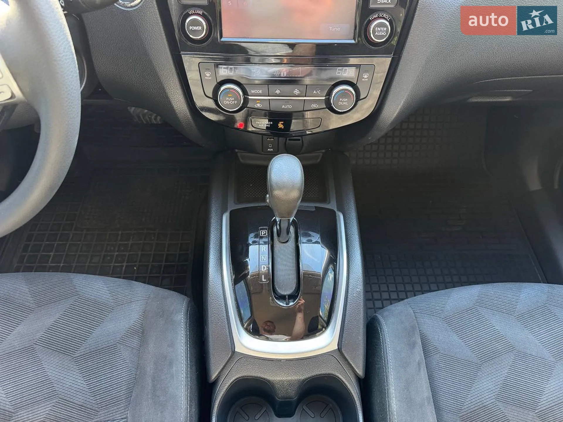 2014 Nissan Rogue - мініатюра 10