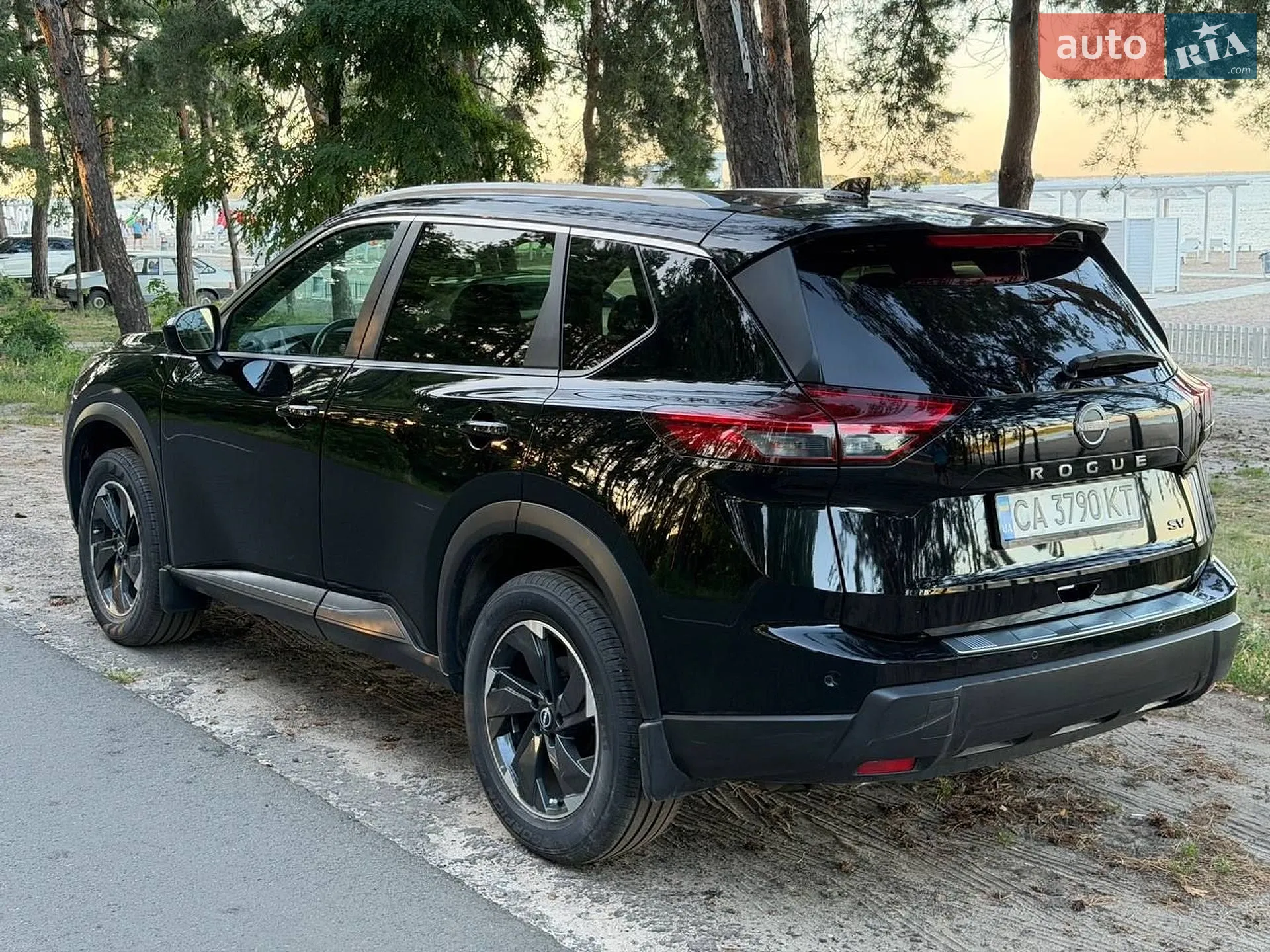 2024 Nissan Rogue - мініатюра 17