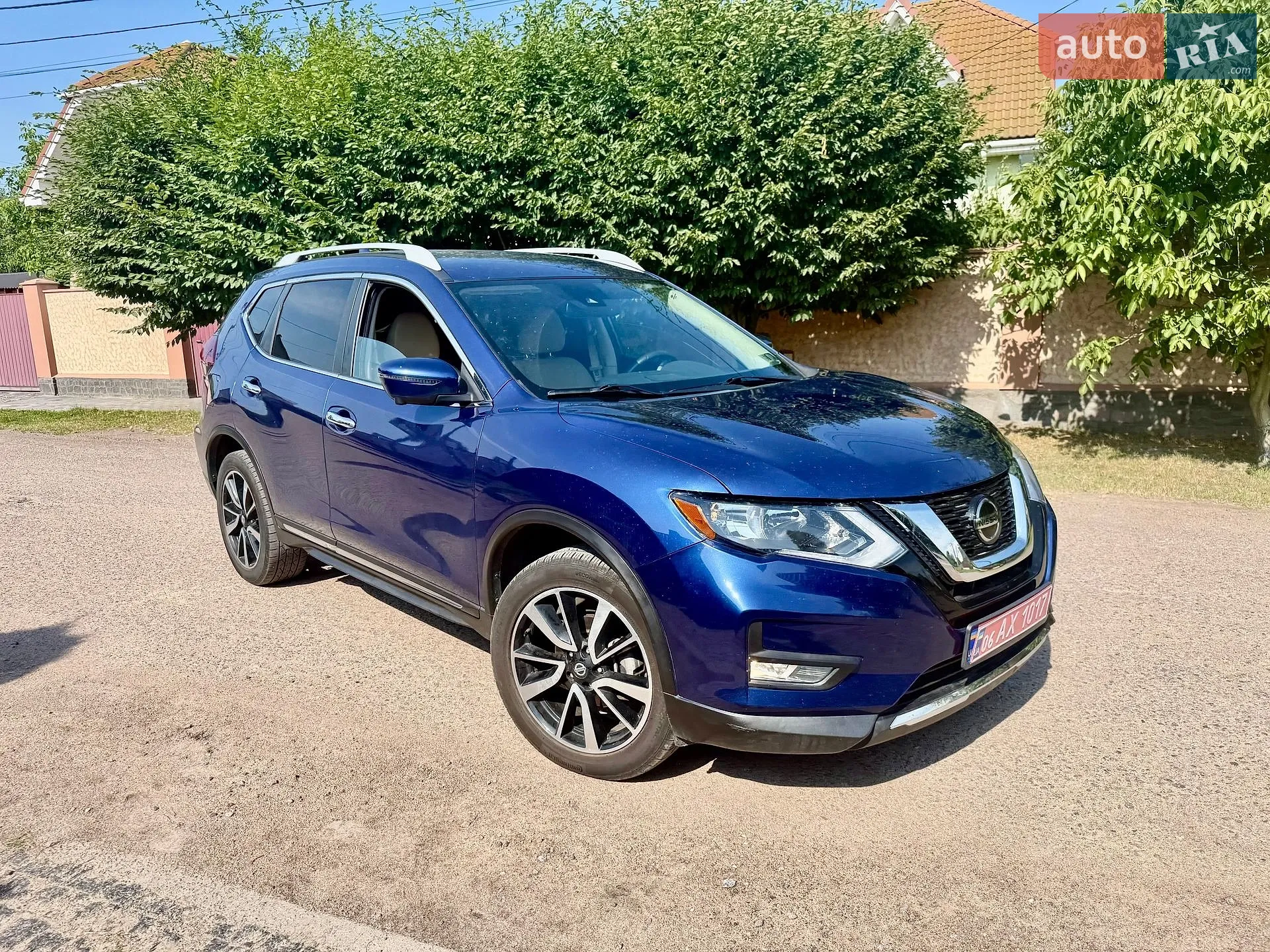 2018 Nissan Rogue - мініатюра 2