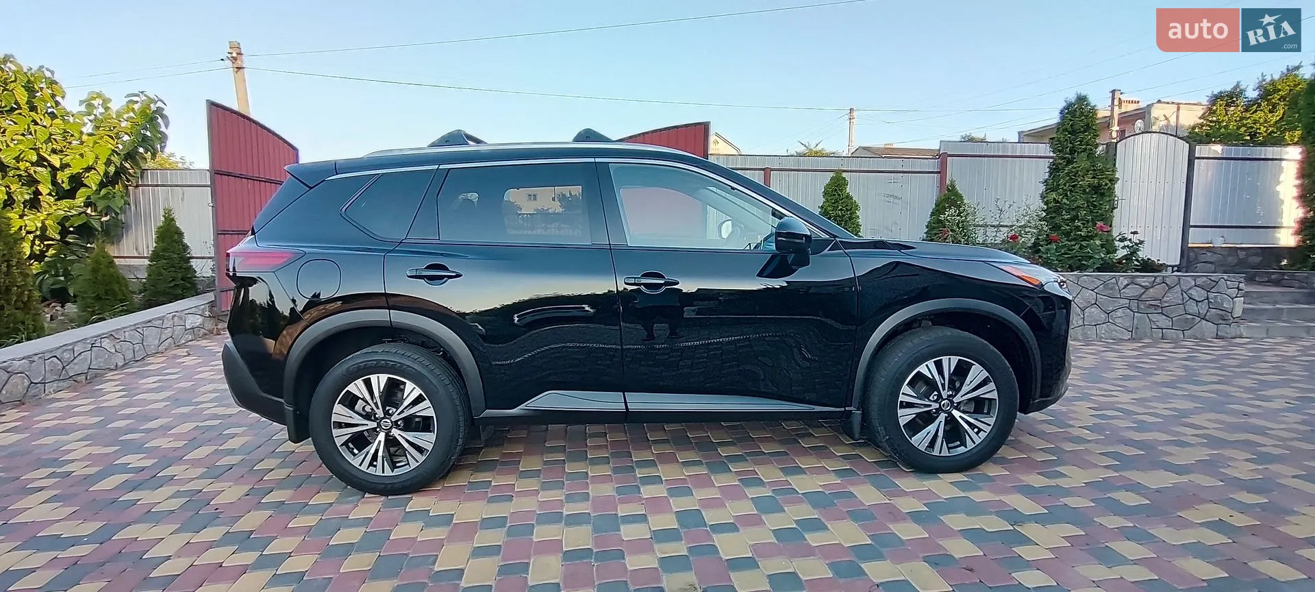 2021 Nissan Rogue - мініатюра 12