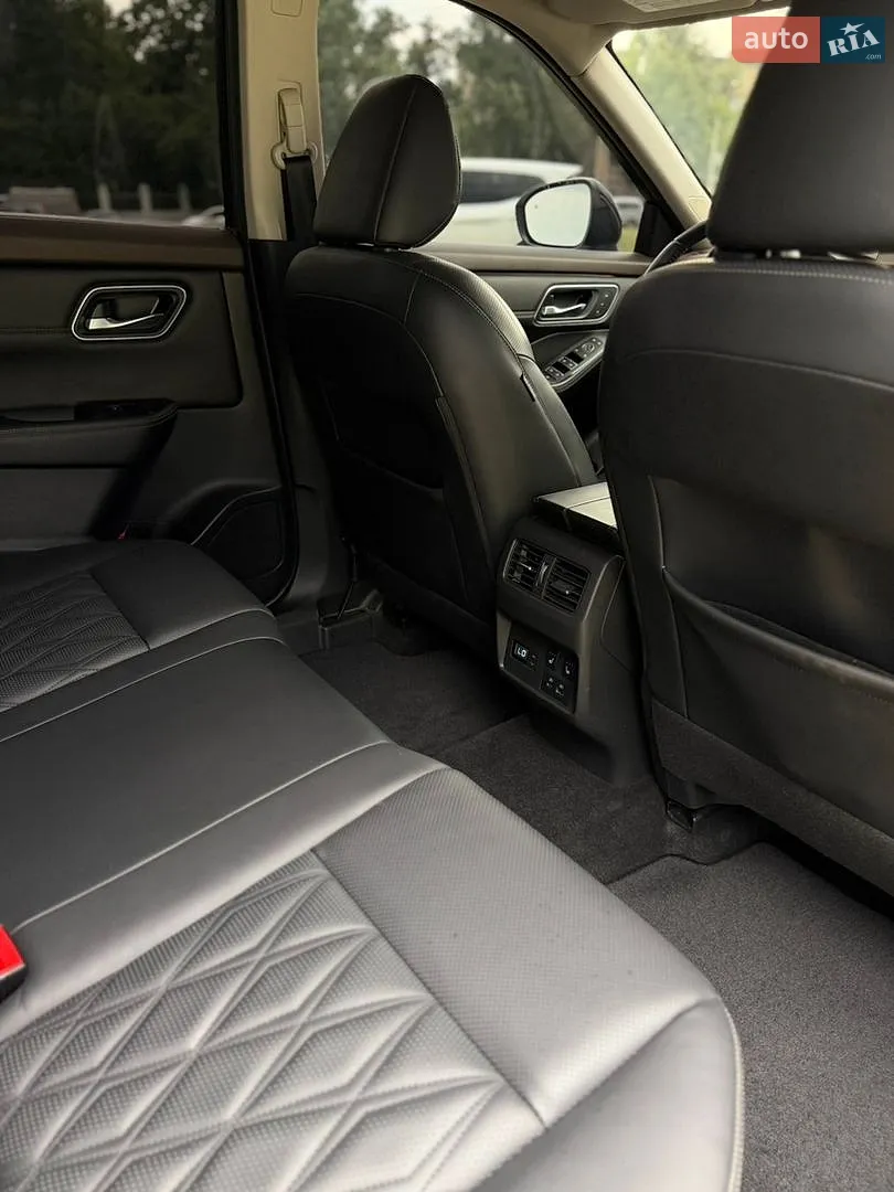 2020 Nissan Rogue - мініатюра 8