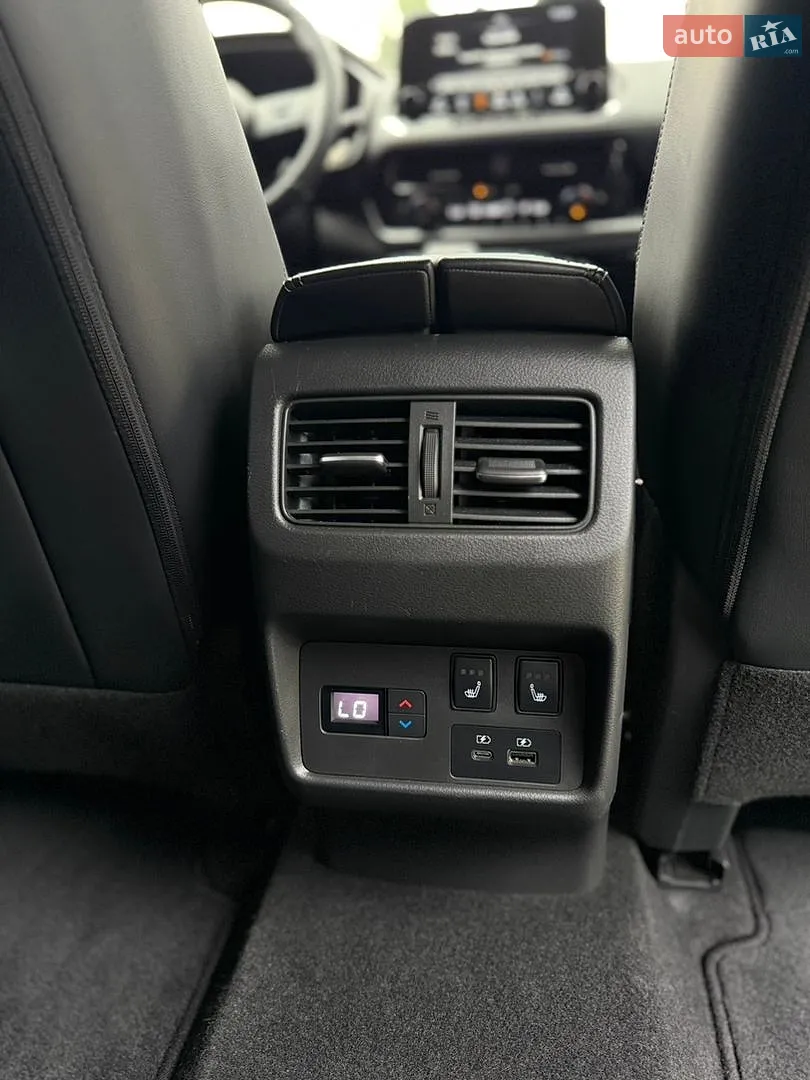 2020 Nissan Rogue - мініатюра 9