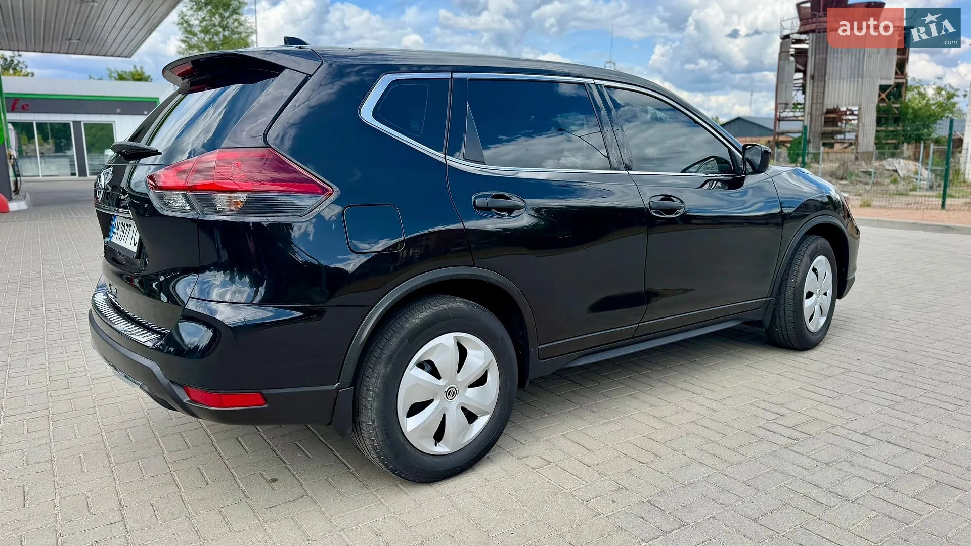 2018 Nissan Rogue - мініатюра 14
