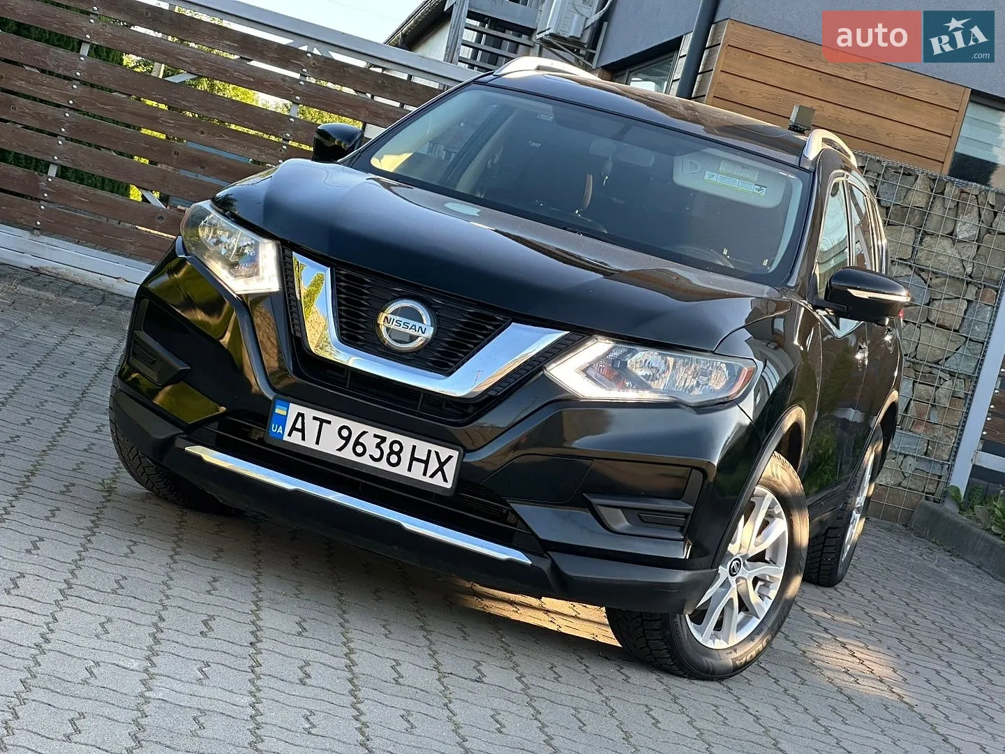 2018 Nissan Rogue - мініатюра 2
