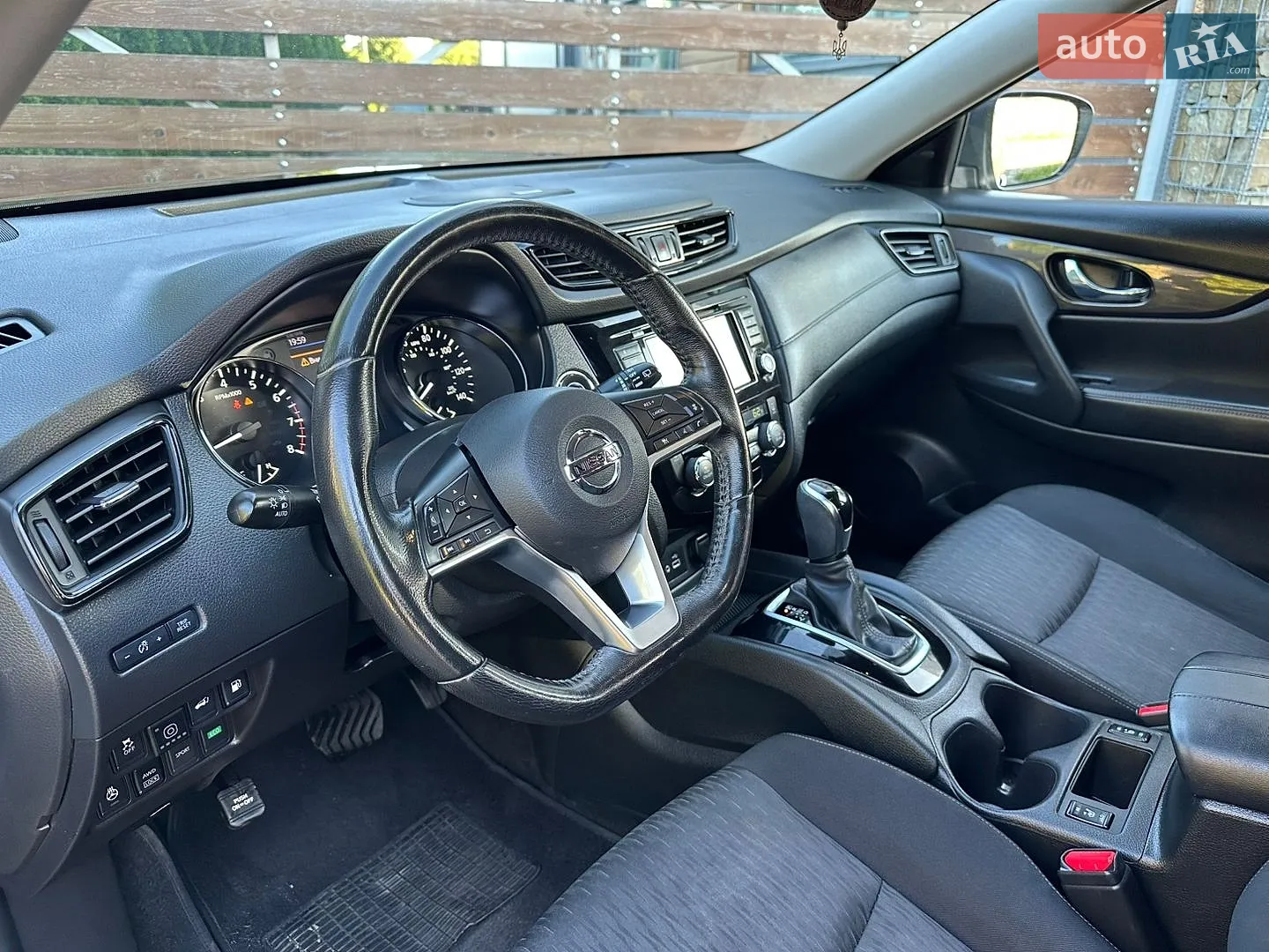 2018 Nissan Rogue - мініатюра 31