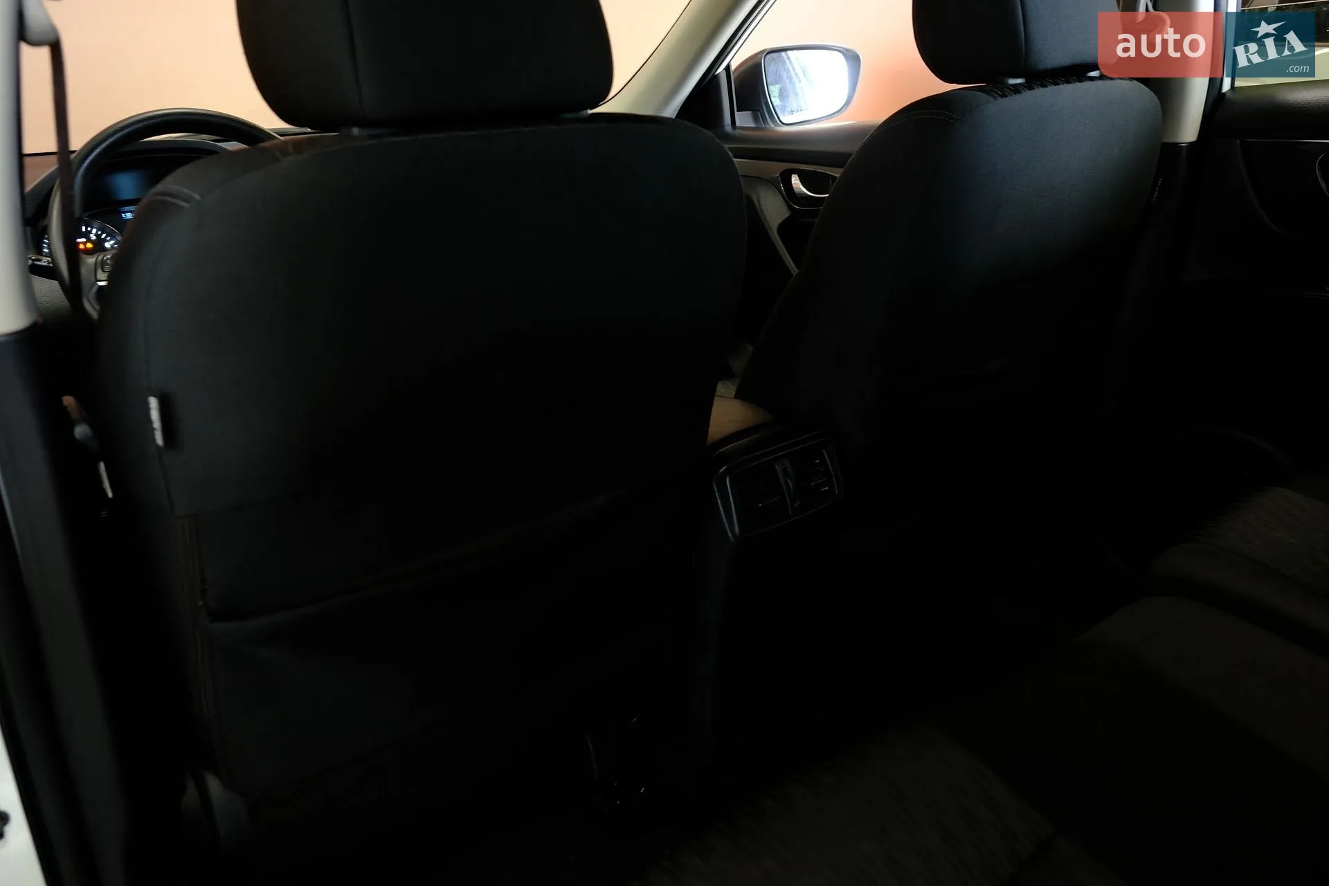 2017 Nissan Rogue - мініатюра 28