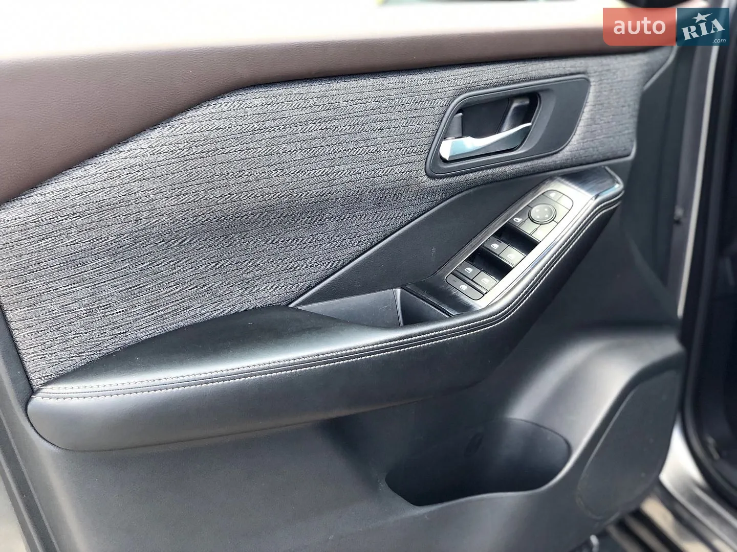2021 Nissan Rogue - мініатюра 18
