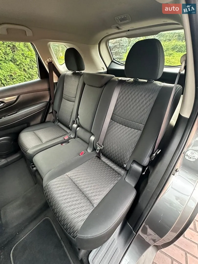 2016 Nissan Rogue - мініатюра 24