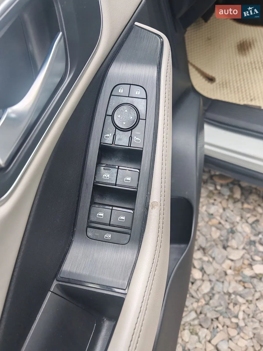2020 Nissan Rogue - мініатюра 17