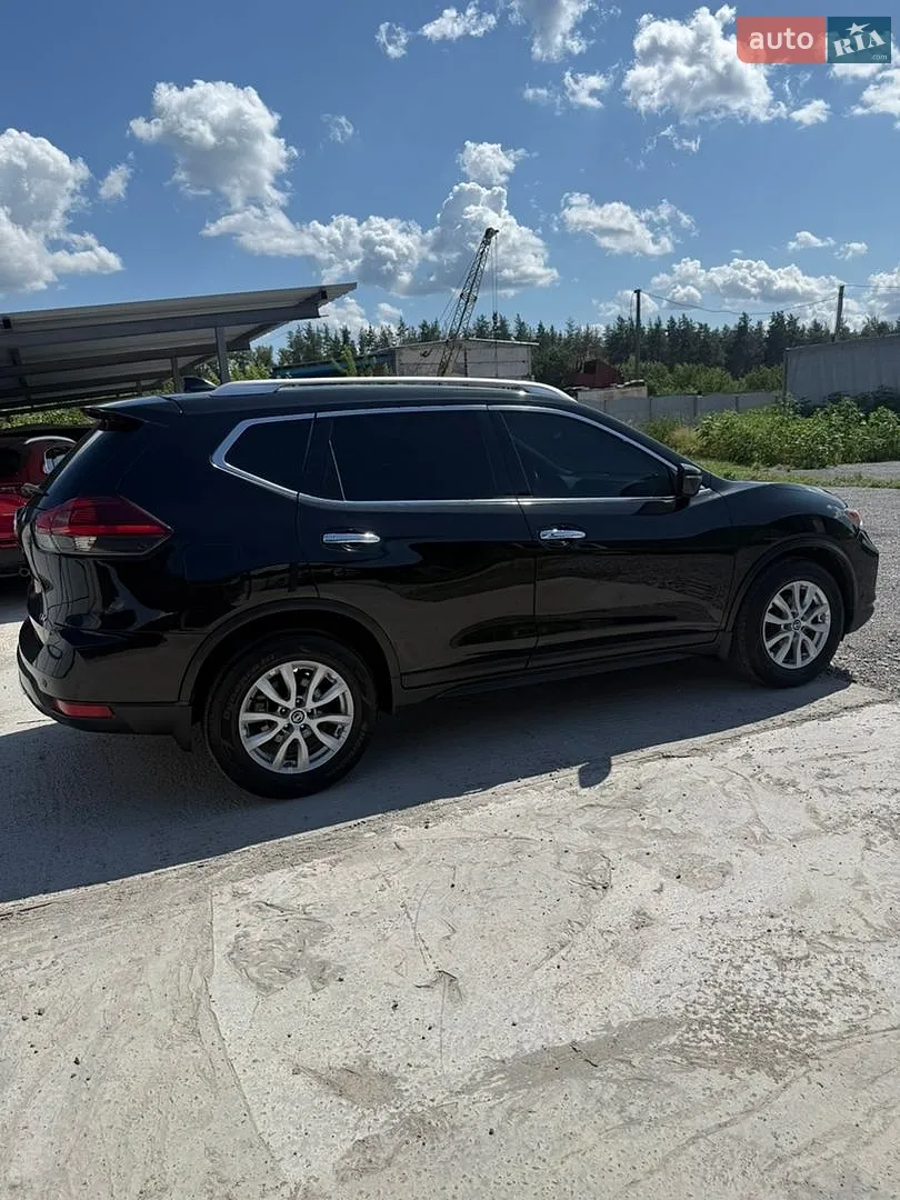 2018 Nissan Rogue - мініатюра 16