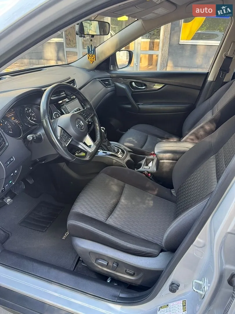 2018 Nissan Rogue - мініатюра 8