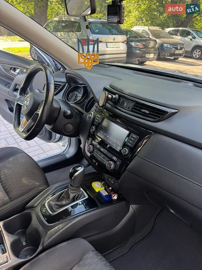 2018 Nissan Rogue - мініатюра 15