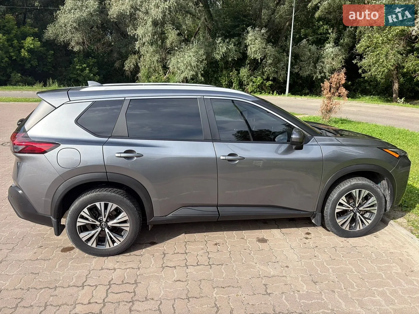 2023 Nissan Rogue - мініатюра 2