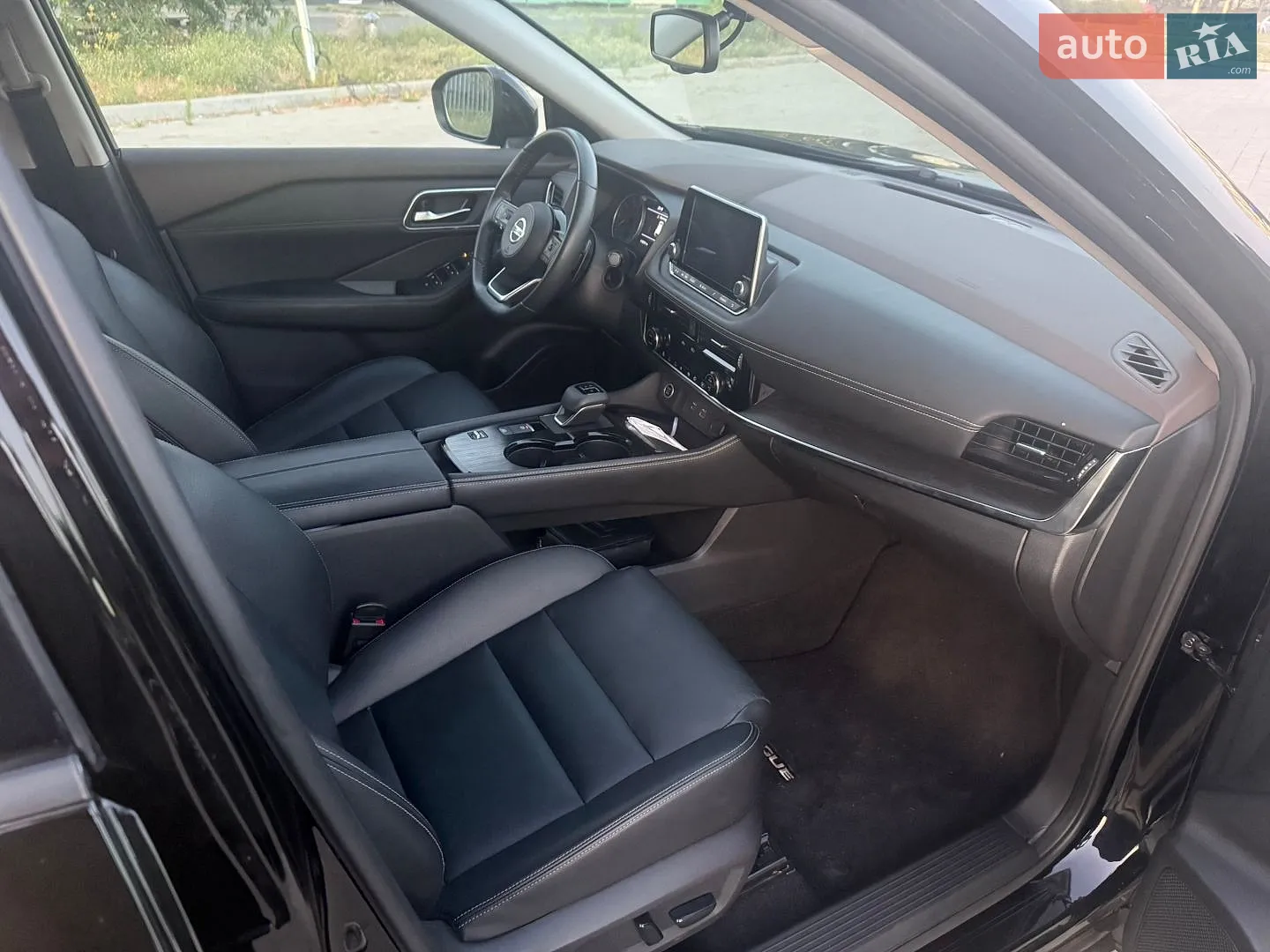 2021 Nissan Rogue - мініатюра 8
