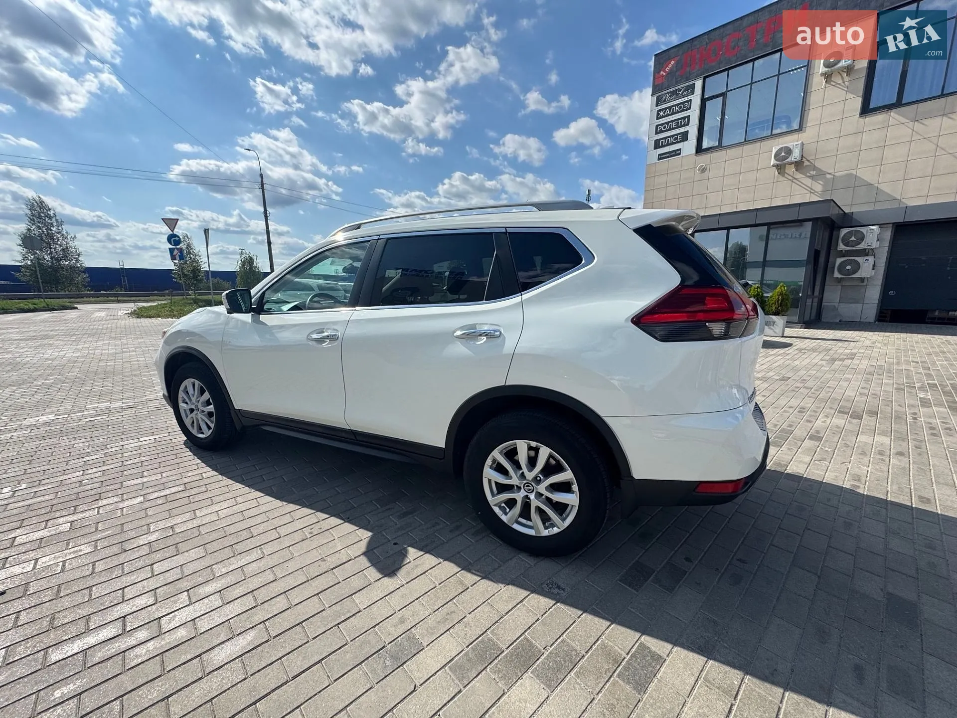 2017 Nissan Rogue - мініатюра 11