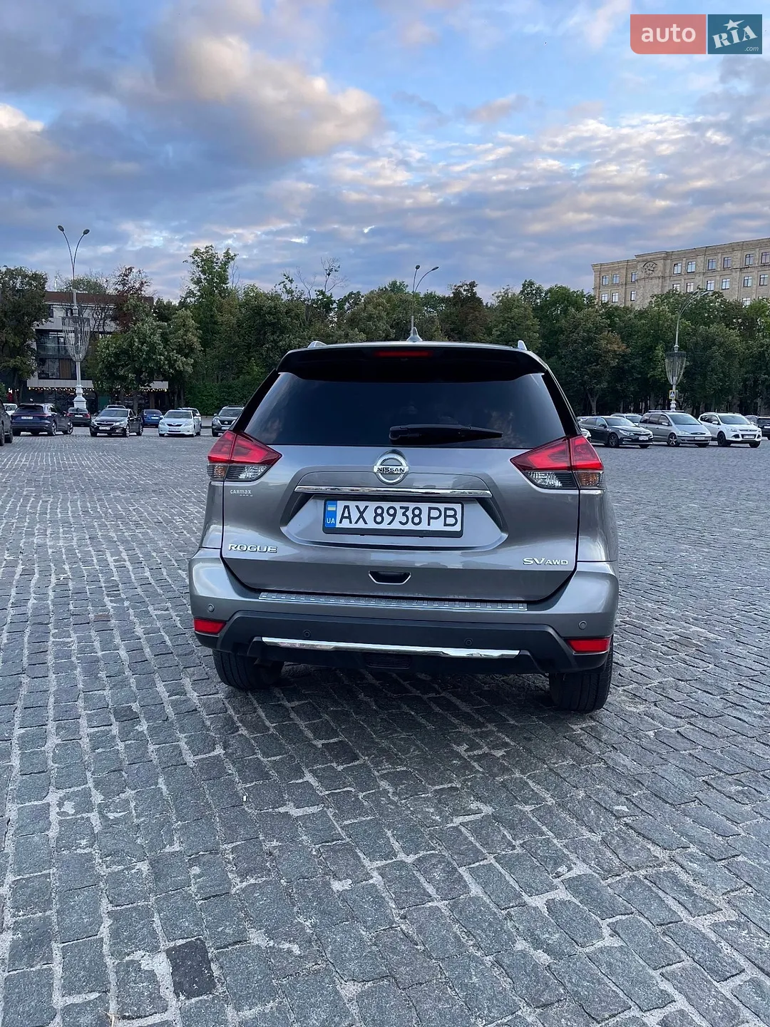 2018 Nissan Rogue - мініатюра 4