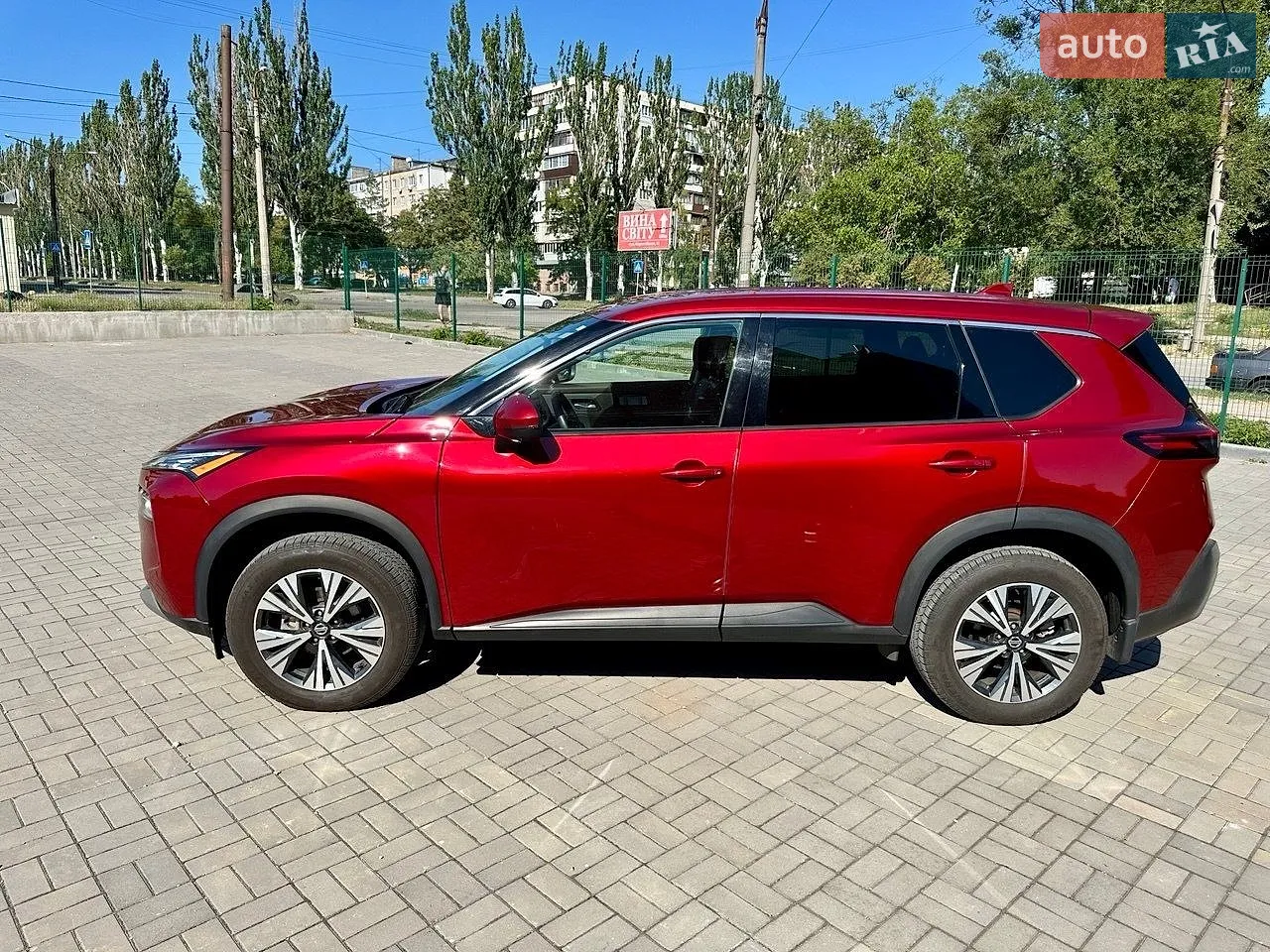 2021 Nissan Rogue - мініатюра 2