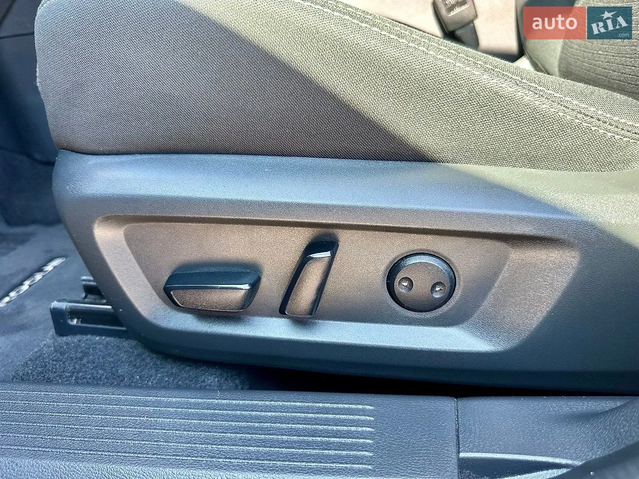 2021 Nissan Rogue - мініатюра 14