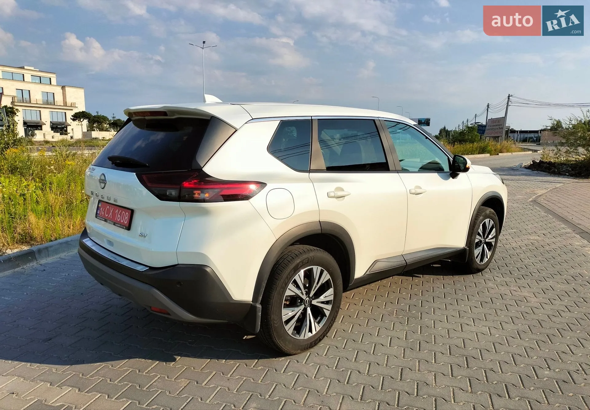 2022 Nissan Rogue - мініатюра 13