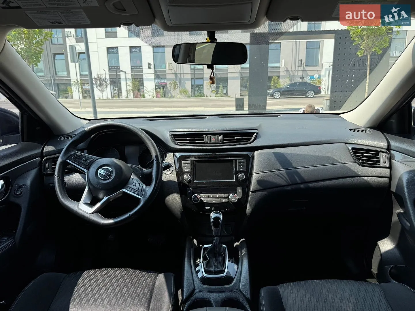 2018 Nissan Rogue - мініатюра 9