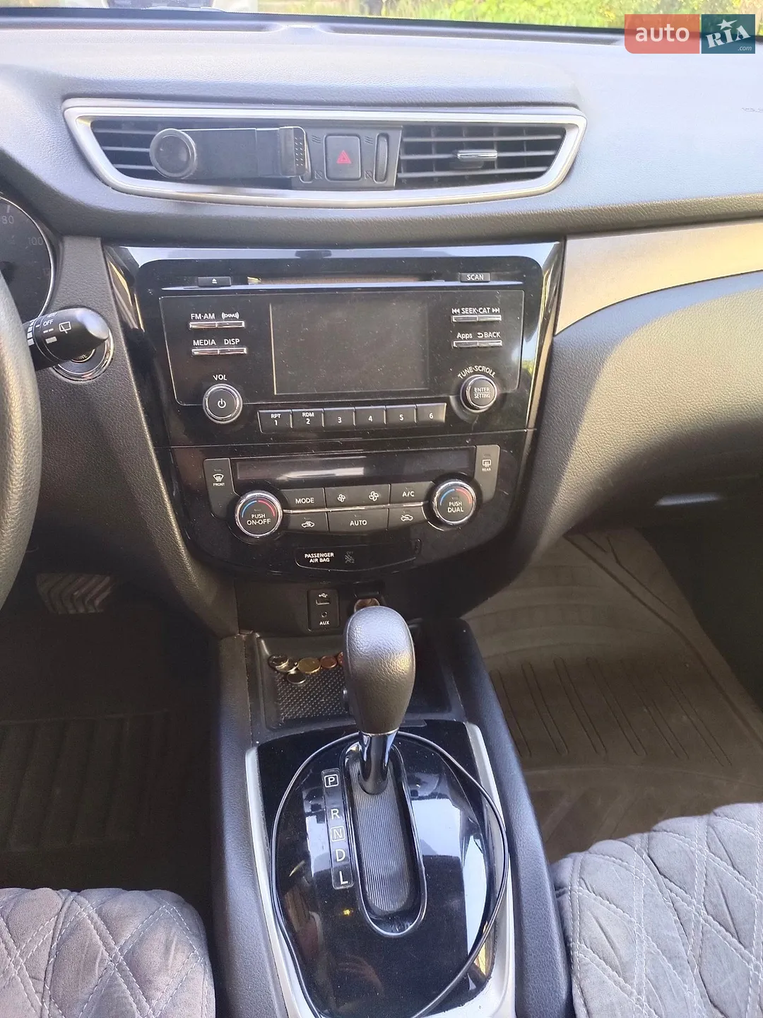 2015 Nissan Rogue - мініатюра 10