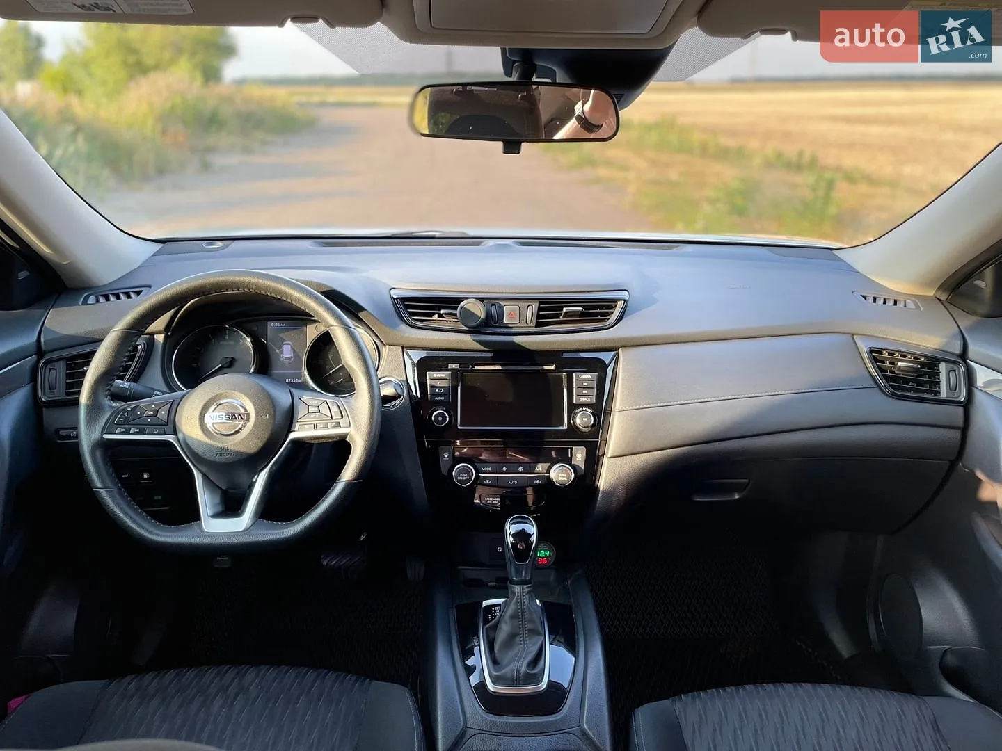 2019 Nissan Rogue - мініатюра 14