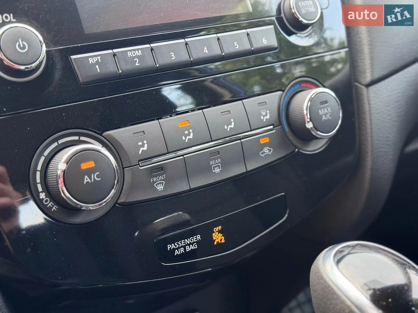 2017 Nissan Rogue - мініатюра 38