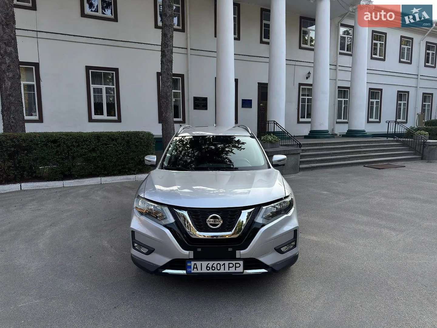 2017 Nissan Rogue - фото 1