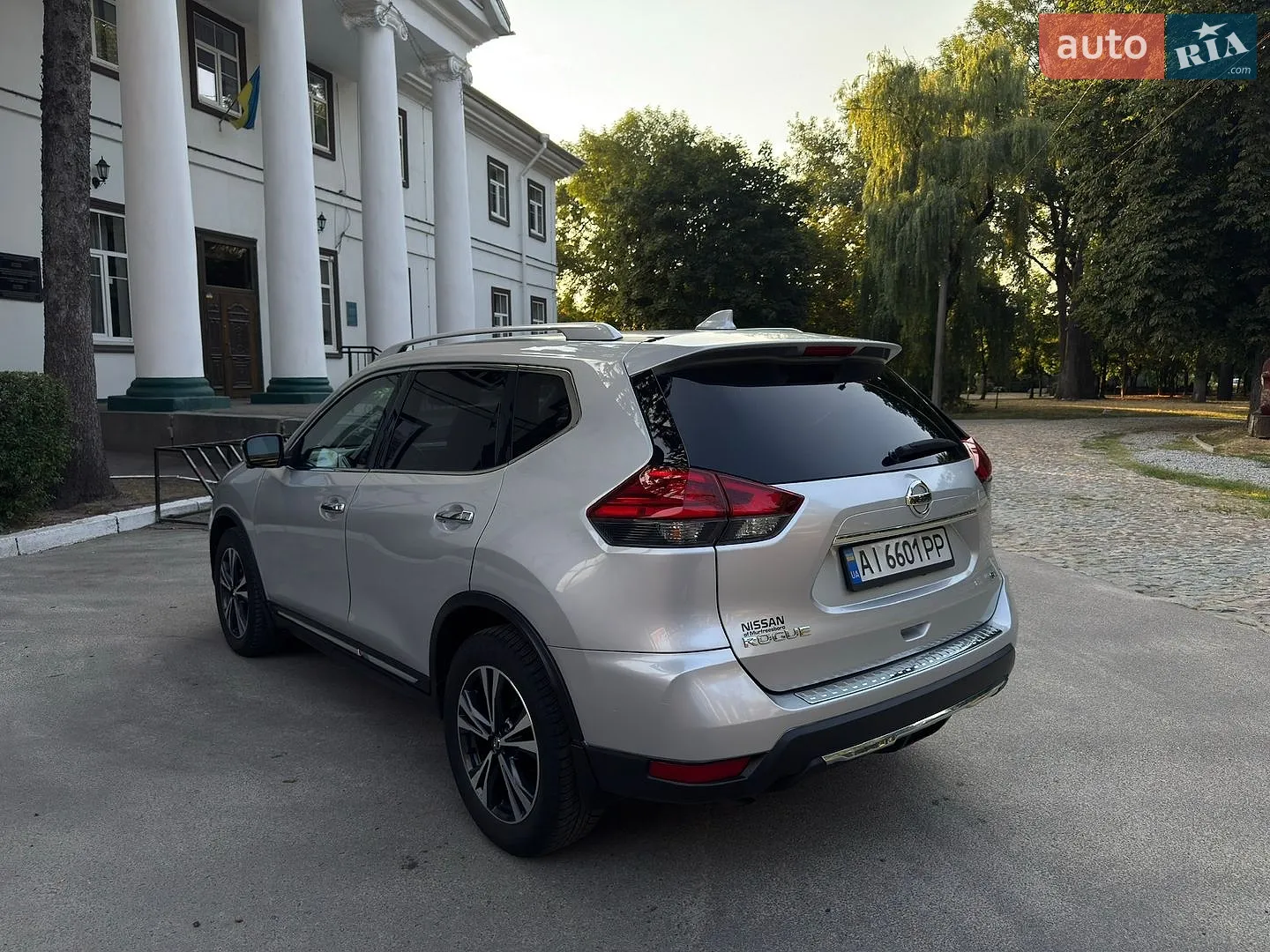 2017 Nissan Rogue - мініатюра 12