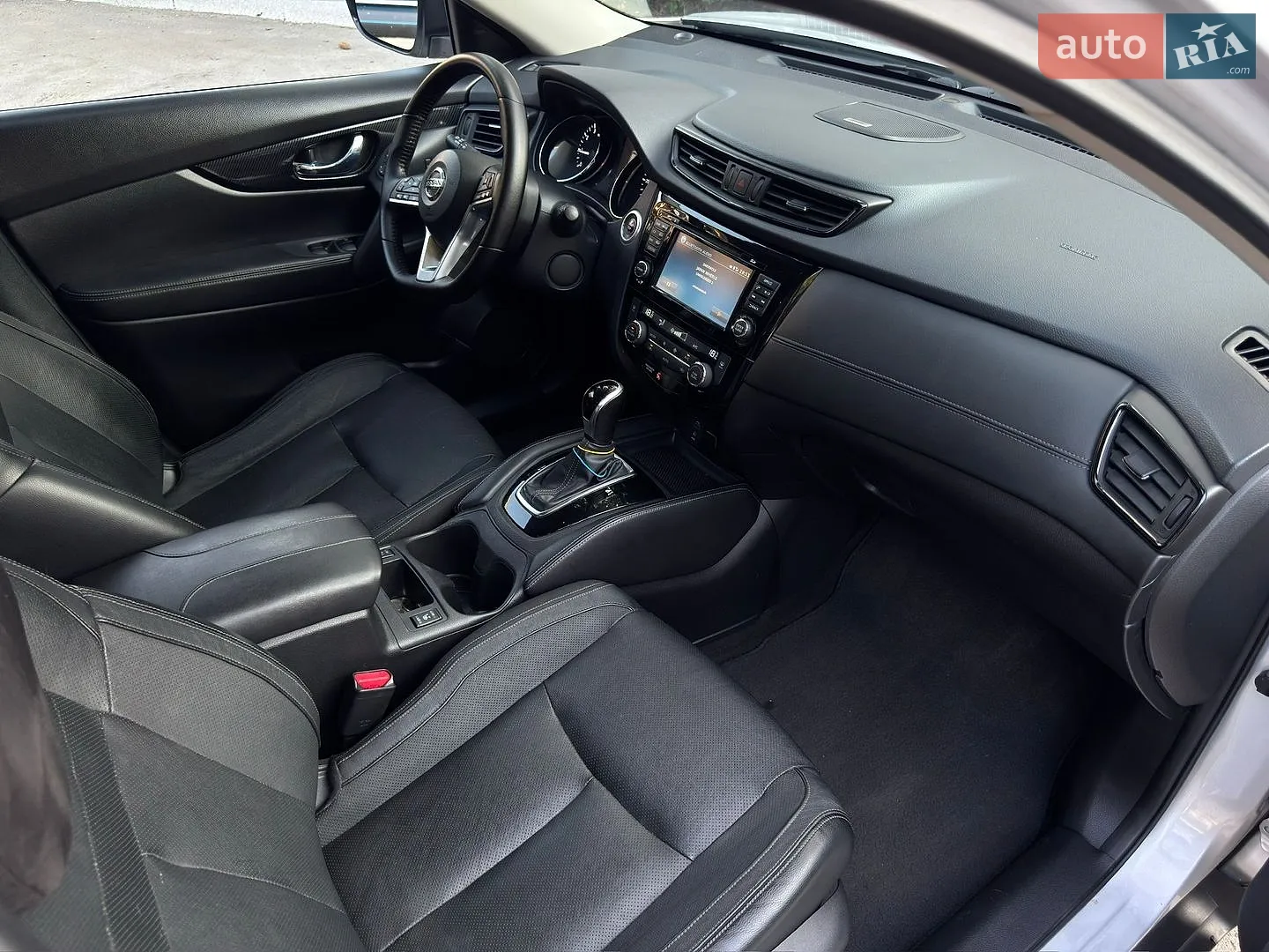 2017 Nissan Rogue - мініатюра 24