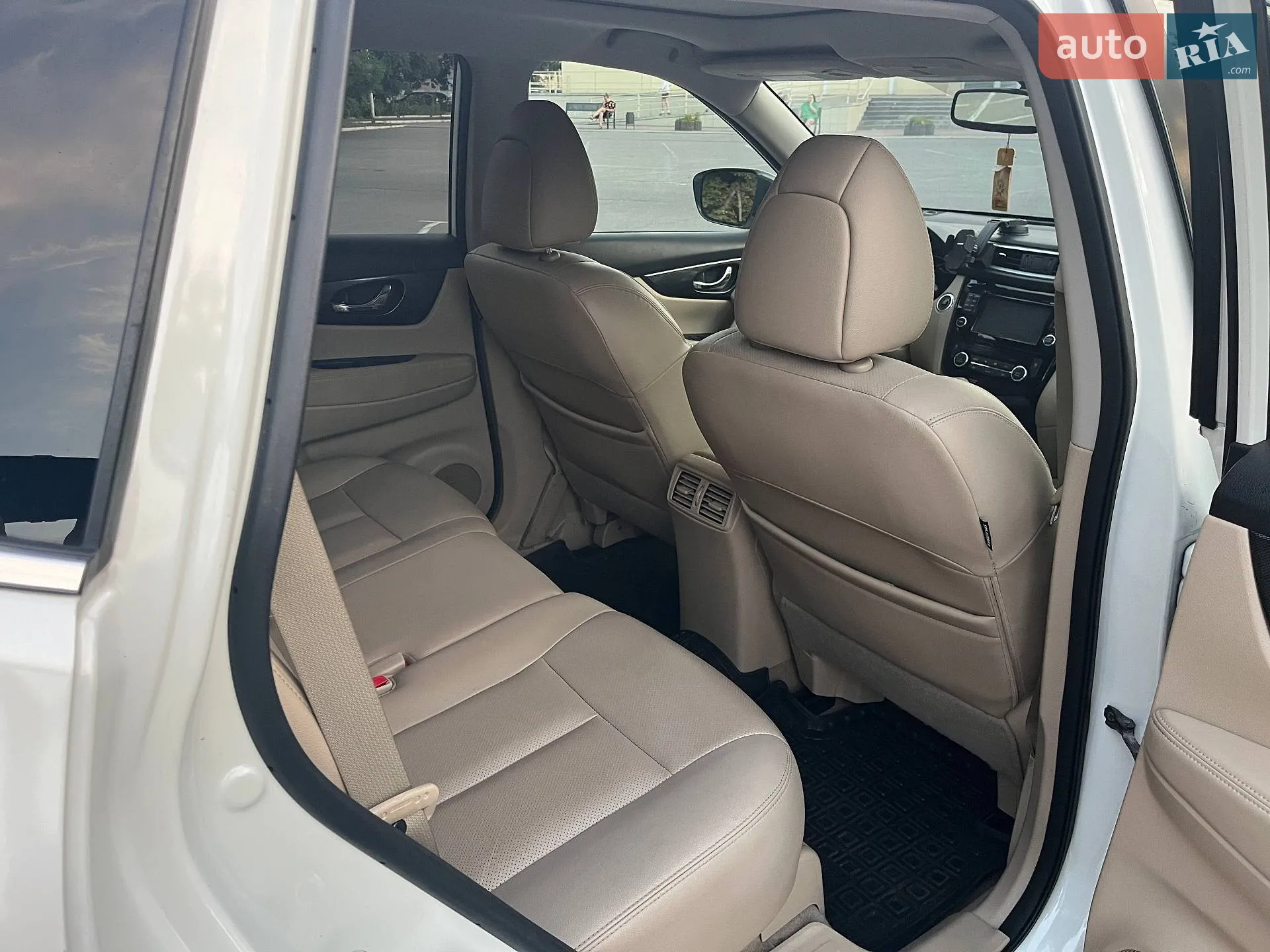 2015 Nissan Rogue - мініатюра 8