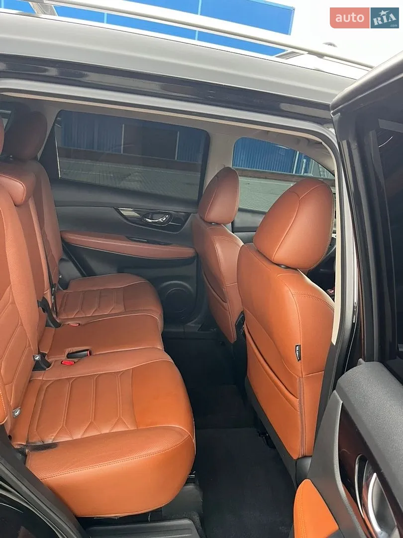 2019 Nissan Rogue - мініатюра 17