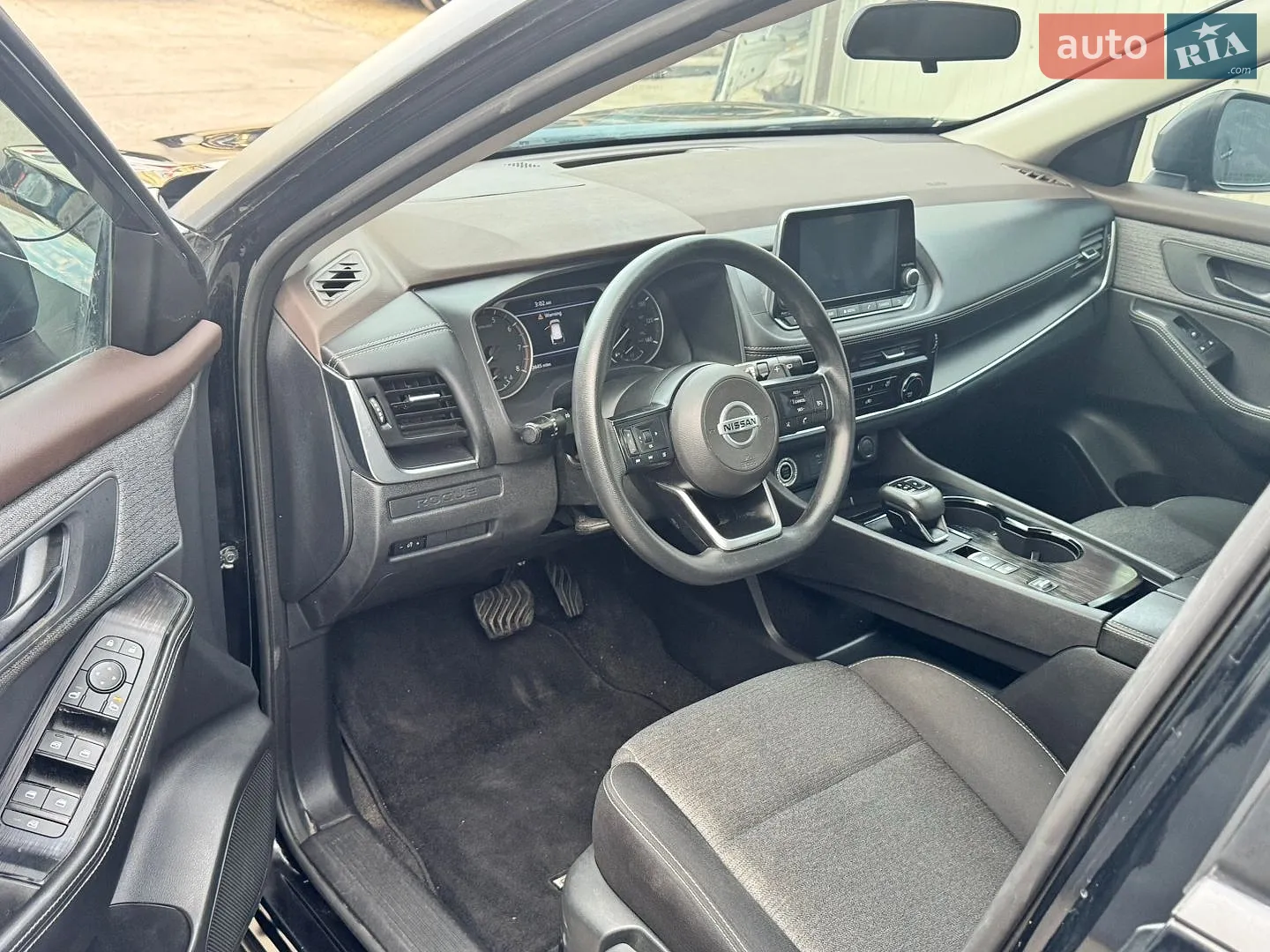 2021 Nissan Rogue - мініатюра 10