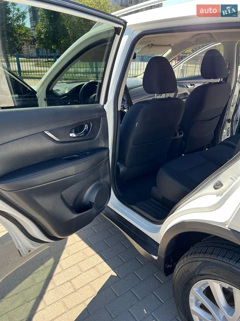 2018 Nissan Rogue - мініатюра 10