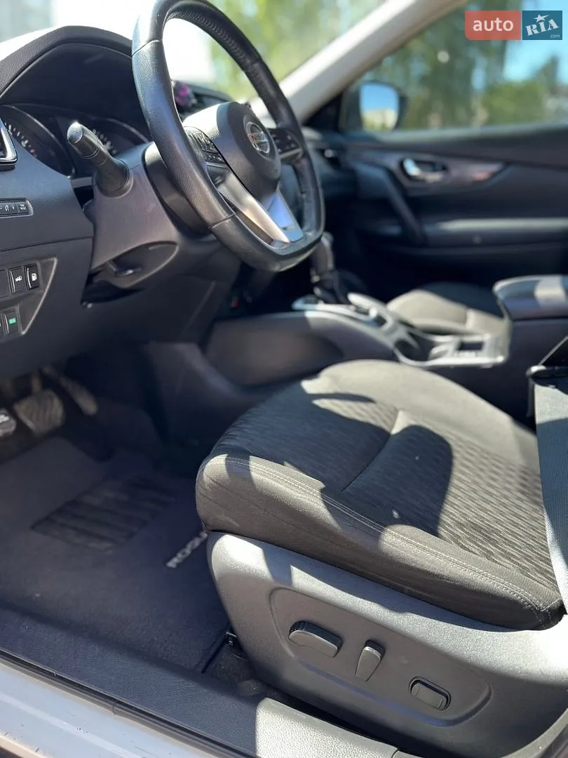 2018 Nissan Rogue - мініатюра 20