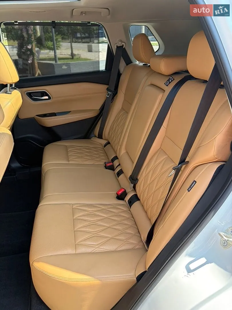 2021 Nissan Rogue - мініатюра 28