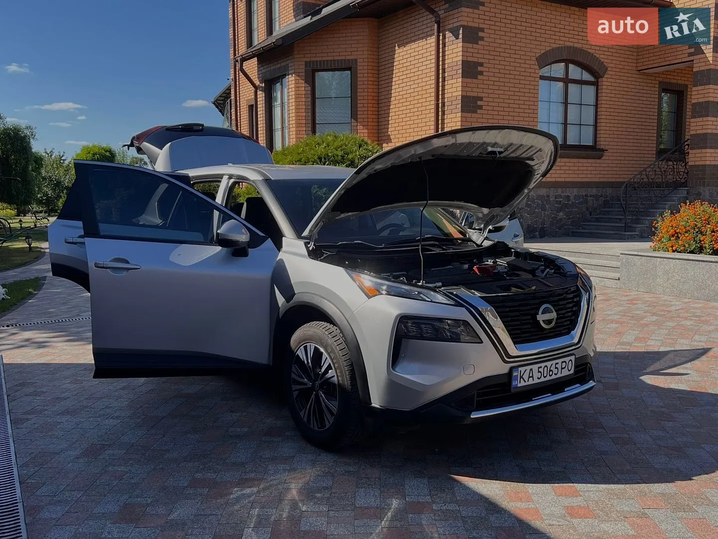 2022 Nissan Rogue - мініатюра 2