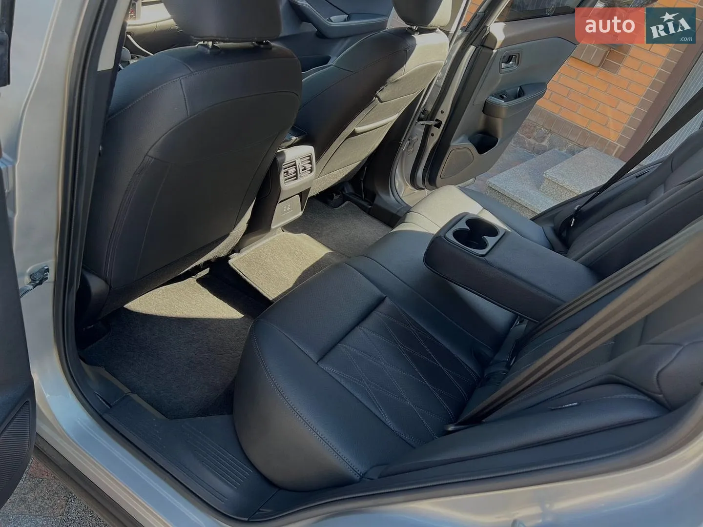 2022 Nissan Rogue - мініатюра 6