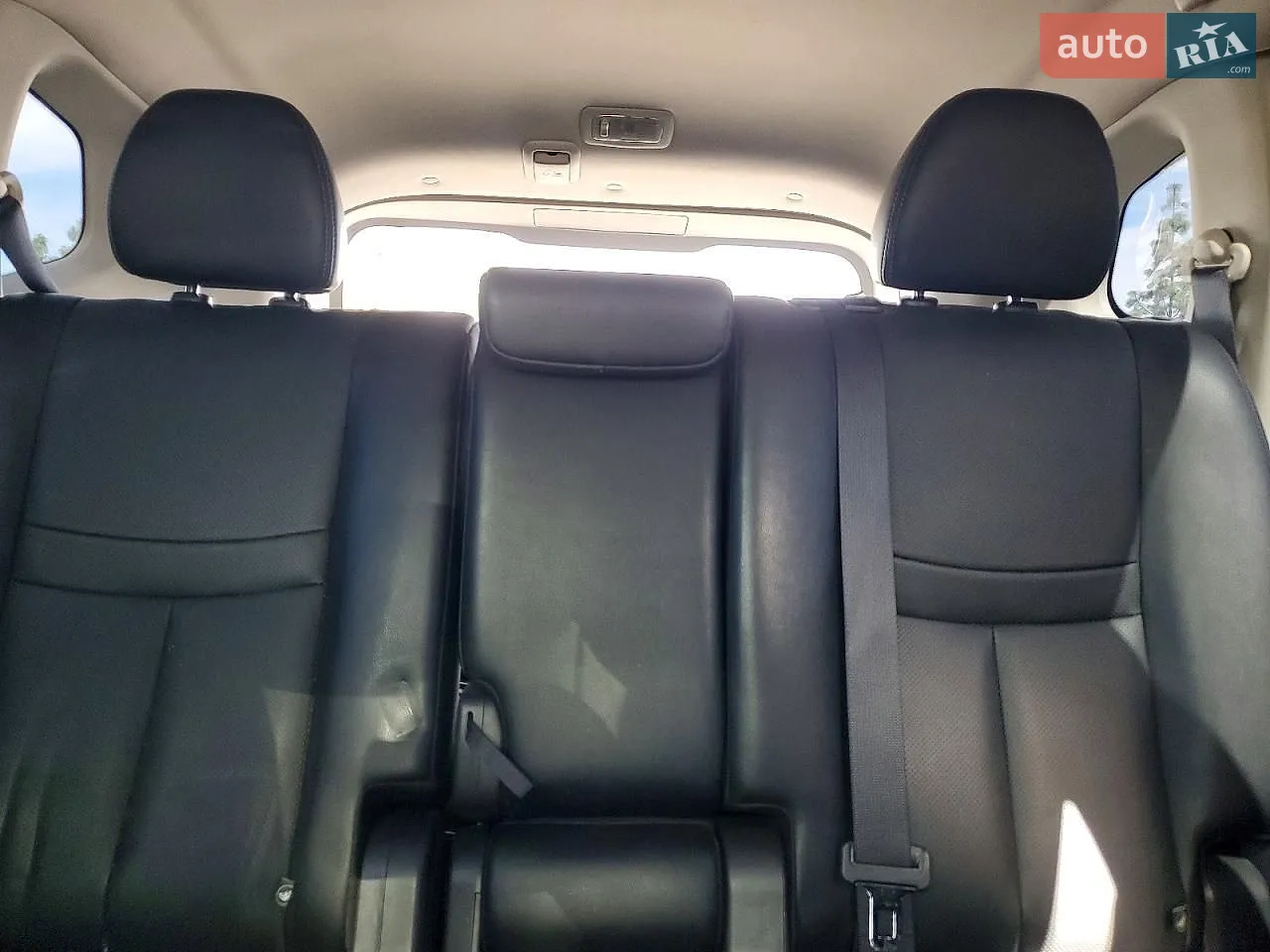 2017 Nissan Rogue - мініатюра 10