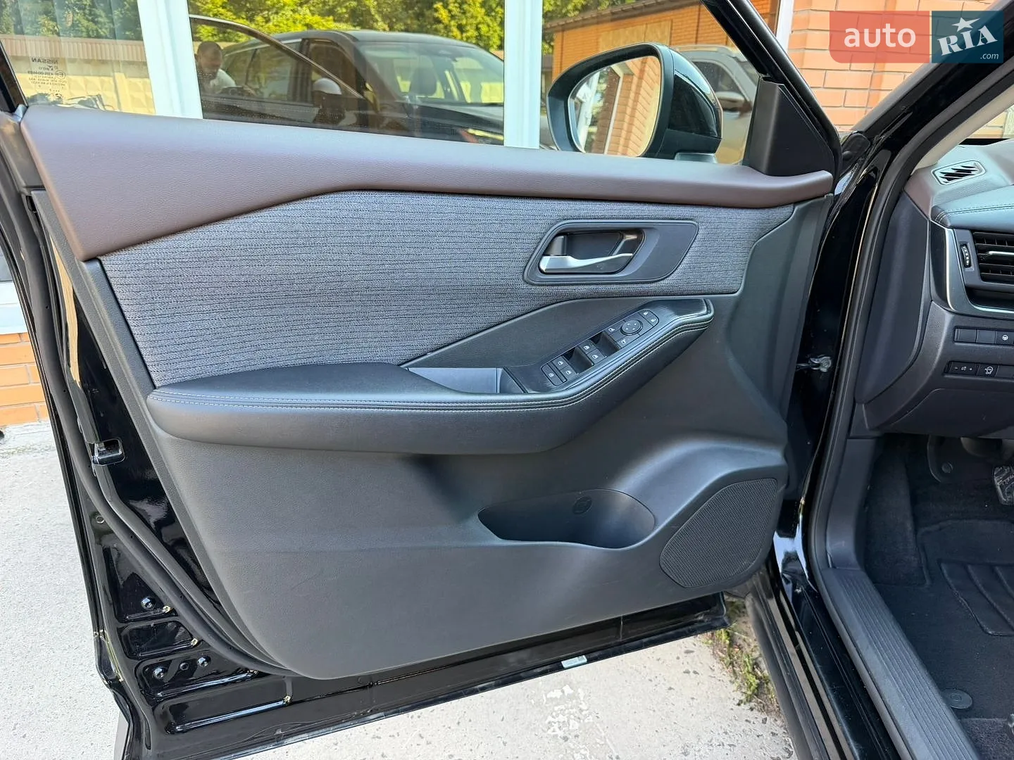 2023 Nissan Rogue - мініатюра 16