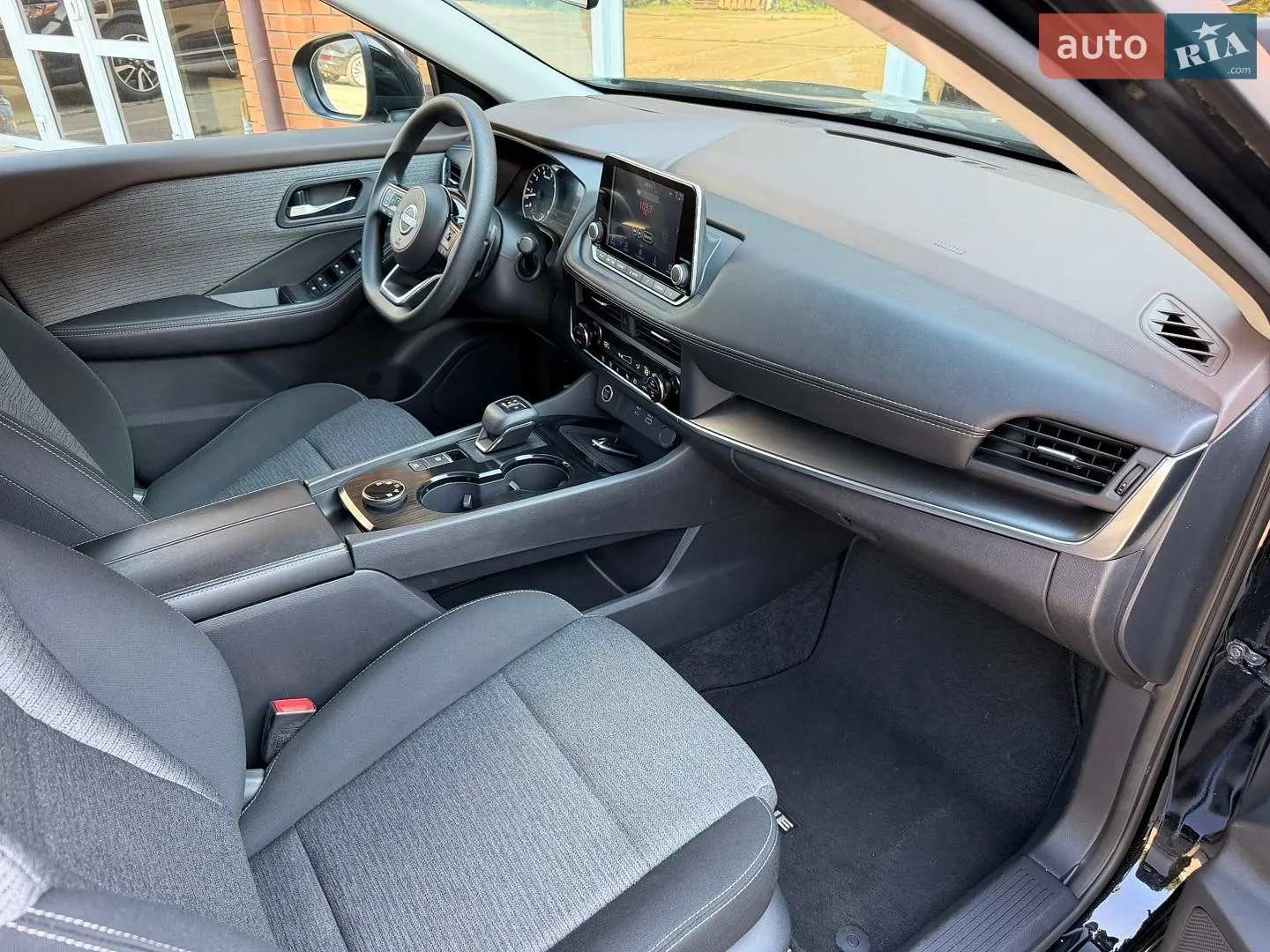 2023 Nissan Rogue - мініатюра 21