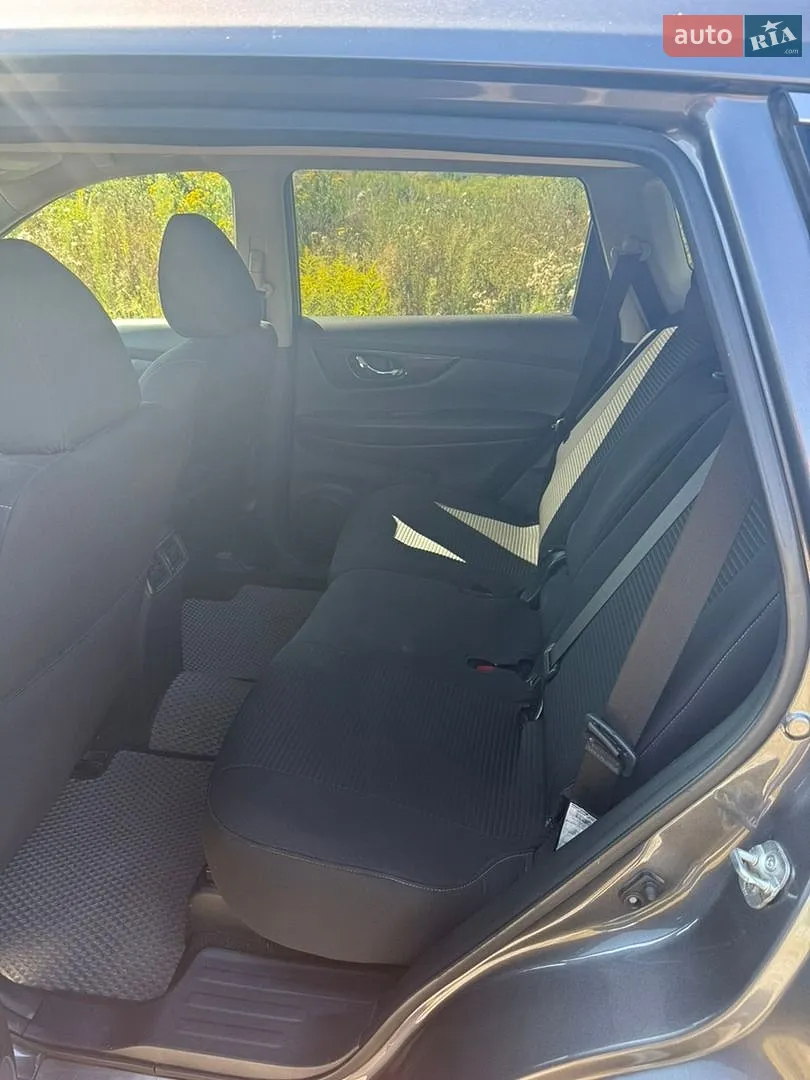 2017 Nissan Rogue - мініатюра 19