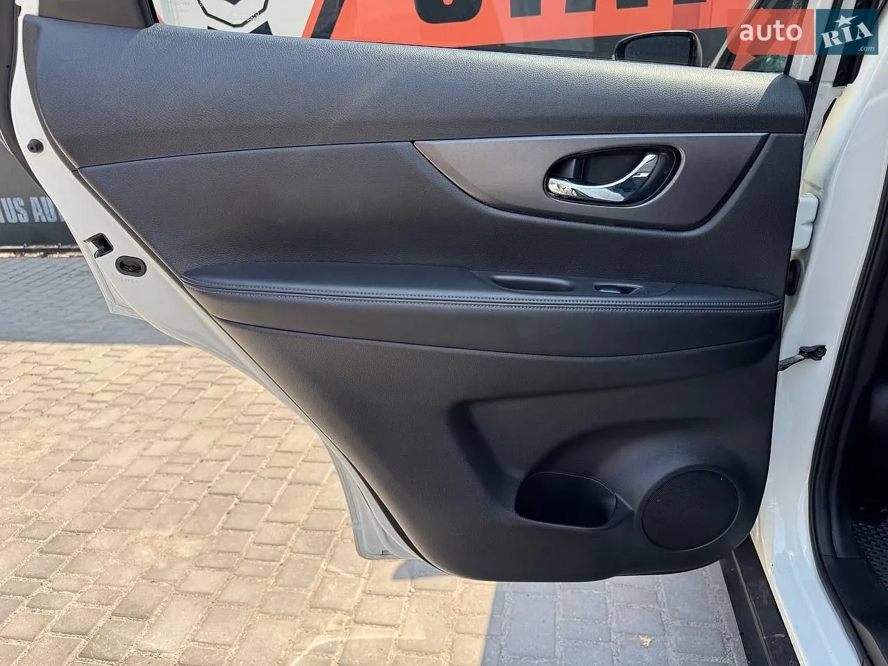 2016 Nissan Rogue - мініатюра 29