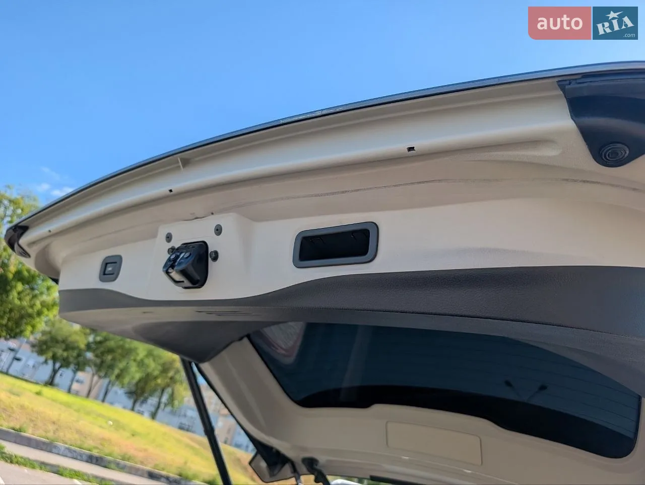 2019 Nissan Rogue - мініатюра 9