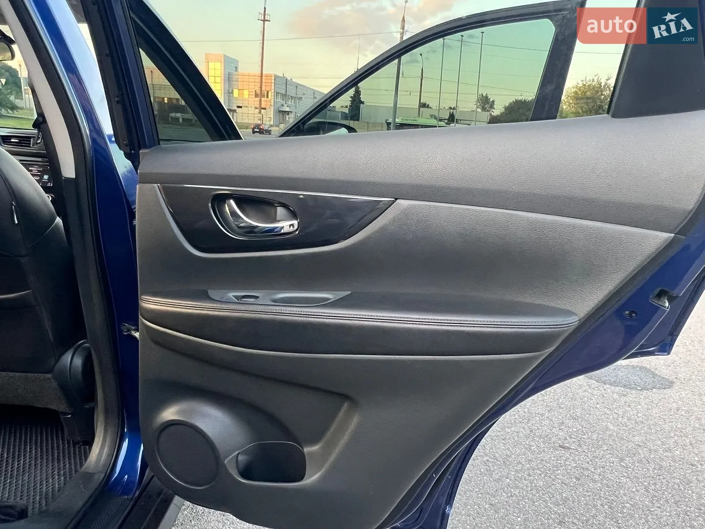2017 Nissan Rogue - мініатюра 29